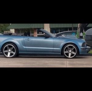 Meet your Posher, Adam